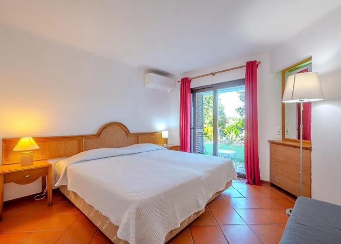 Apartment T2 Casa - Pool & Sun Terrace